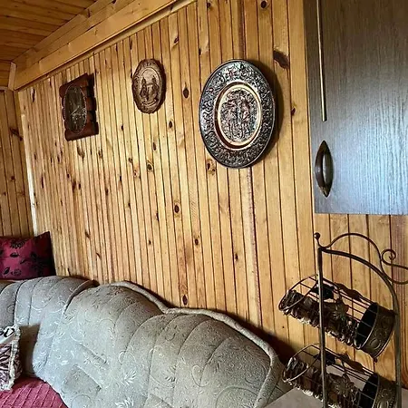 Vikendica Mir
