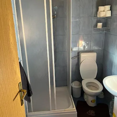 Vikendica Mir בית נופש Banovici